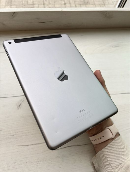 Ipad 5 Space Gray чудовий стан