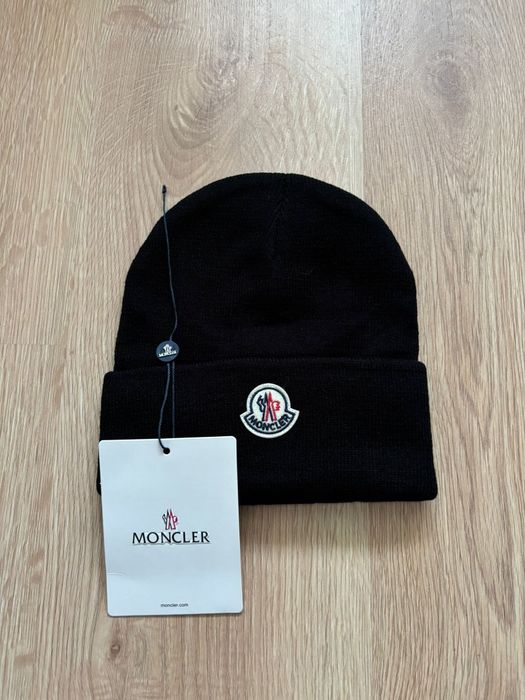 Gorro Moncler (novo)