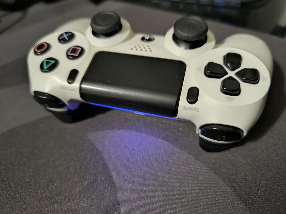 PS4 Sony Dualshock 4 Branco Wireless
4.2