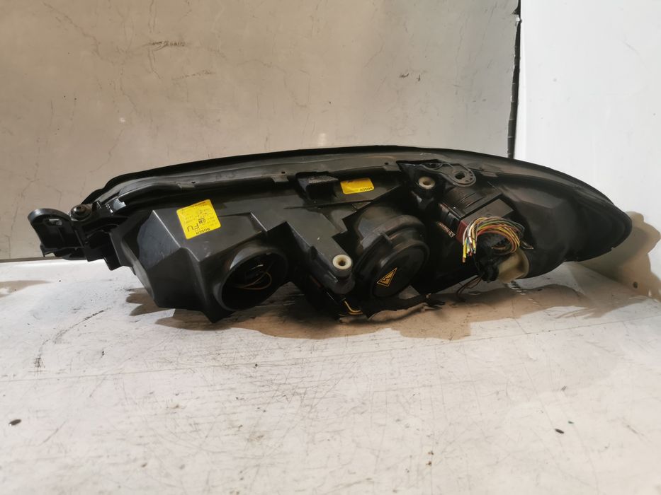 Lampa Xenon Prawa Prawy Przód Opel Vectra B Europa
