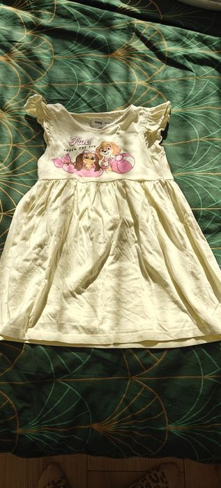 Sukienka rozmiar 104