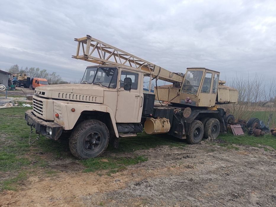 Запчастини автокран краз  380 v