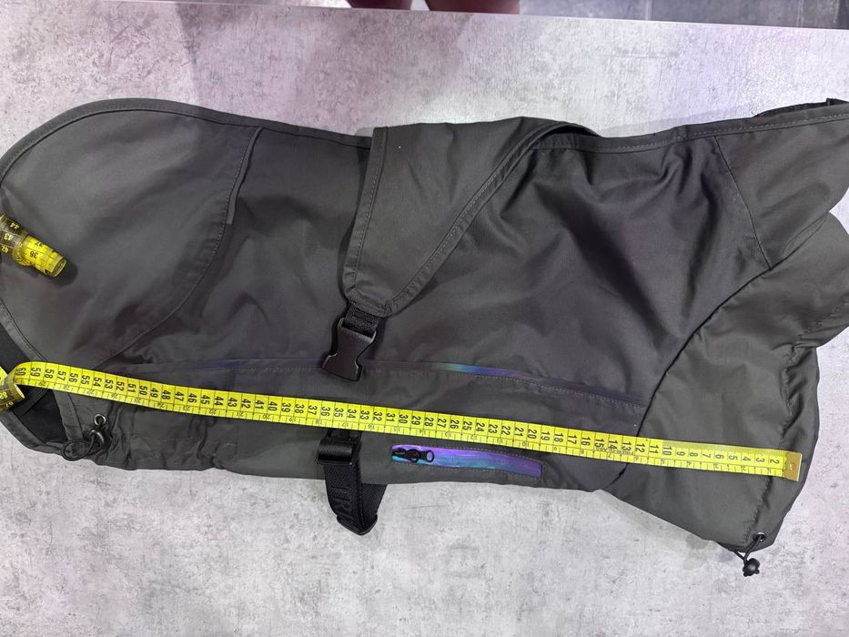 Продам жилет на флисе для собаки среднего размера