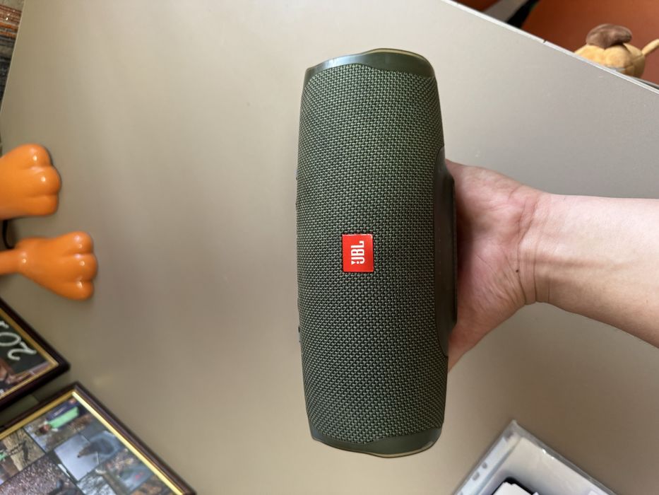 Колонка JBL charge 4