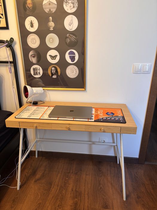 Secretaria IKEA de bambu