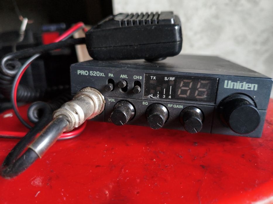 Cb radio uniden pro 520