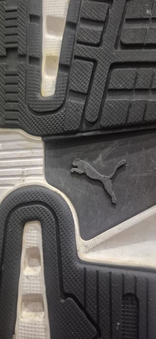 Кросівки жіночі Puma , 39 розмір