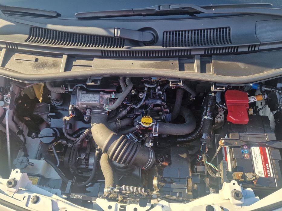 Toyota IQ 1.0 Vvti  4 Lugares Ultima Geração 2014  Poucos Km
