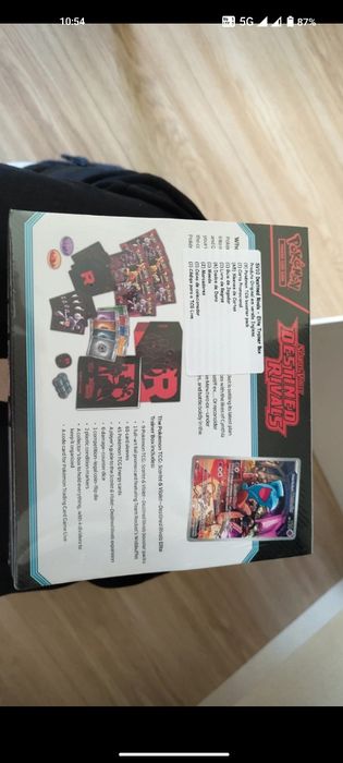 ETB Destined Rivals selada em Inglês