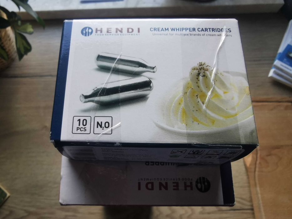 Syfon do bitej śmietany - Hendi Cream Whipper