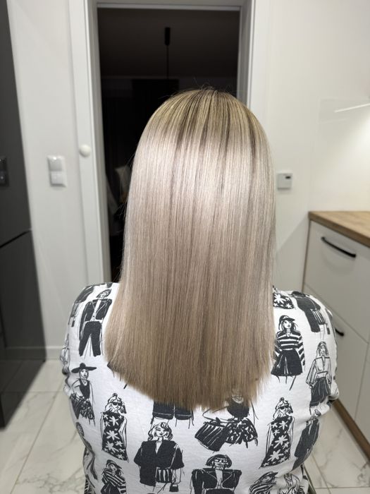 Mobilny Fryzjer z dojazdem do domu Strzyżenie Koloryzacja Upięcia