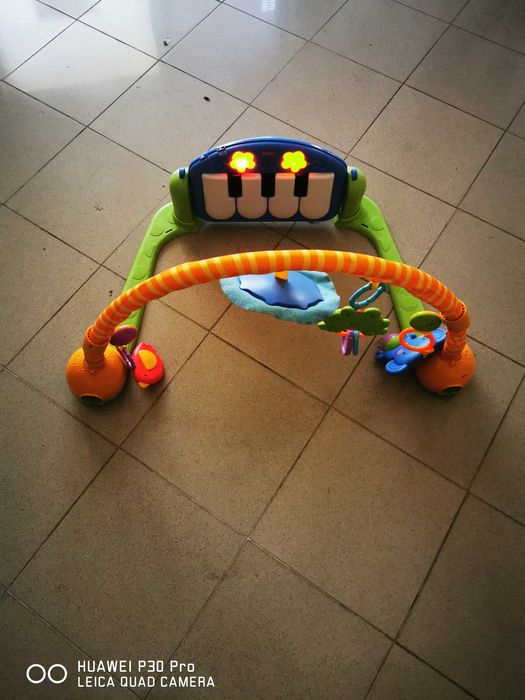 Brinquedos usados à funcionar