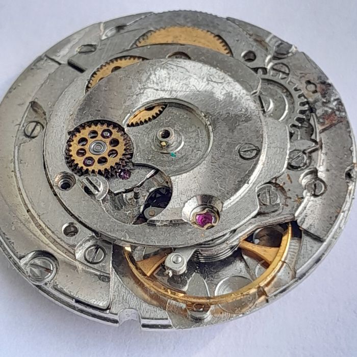 Stare zegarki.  Mechanizm  automatic.