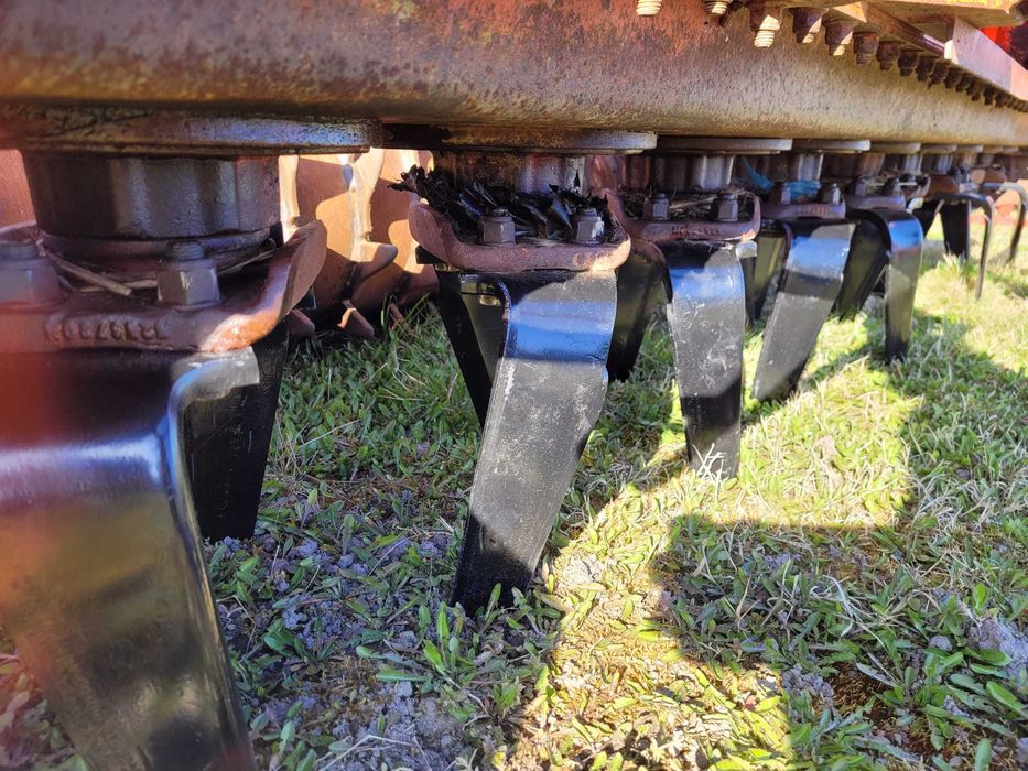 Brona wirowa KUHN HRB 302D