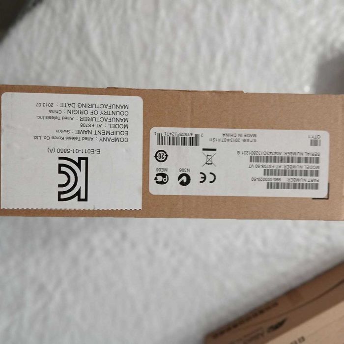 Коммутатор Allied Telesis AT-FS708