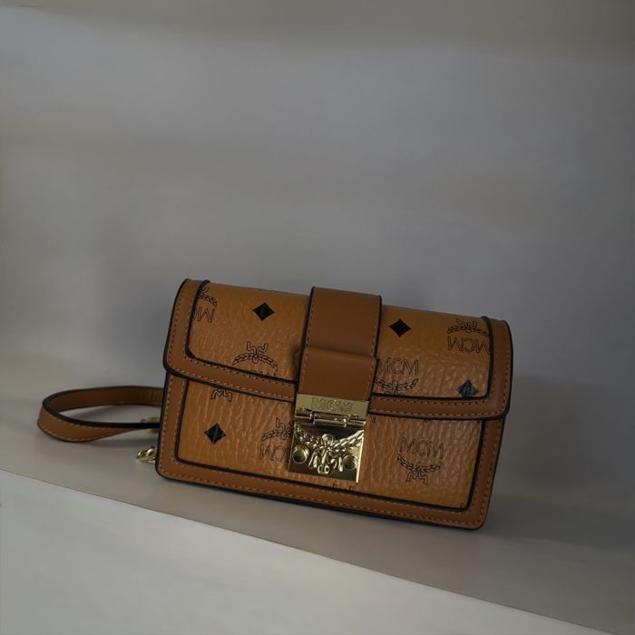 Сумка жіноча MCM