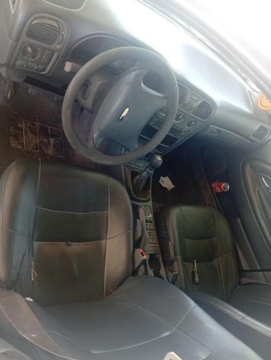 Volvo v40 apenas 217mil kms 1.9 turbo diesel