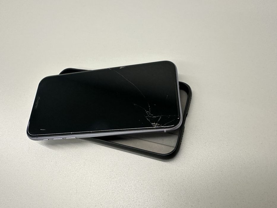 iPhone - iPhone 11 de 64GB