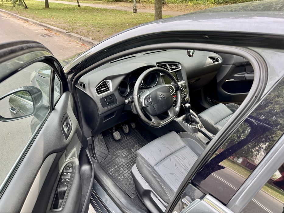 Продам Citroen C4