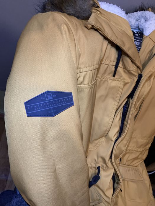 Зимова куртка (аляска)  розмір м