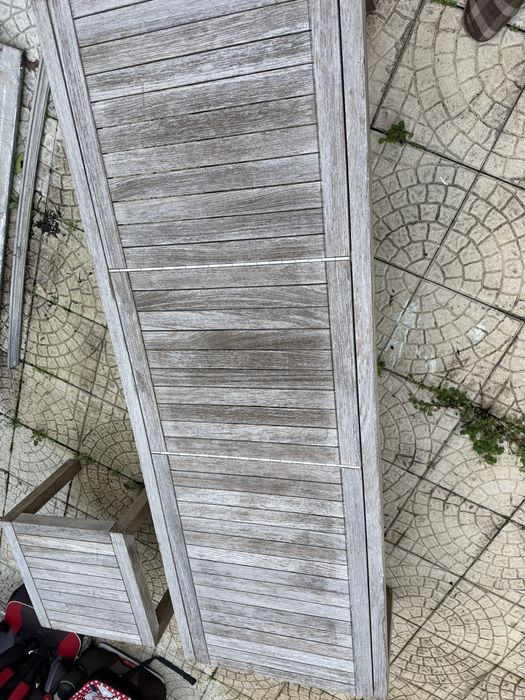 Conjunto de espreguiçadeiras + mesa