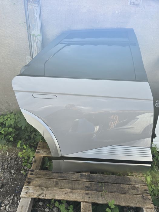 Двері  Hyundai ioniq 5 25.26 рік