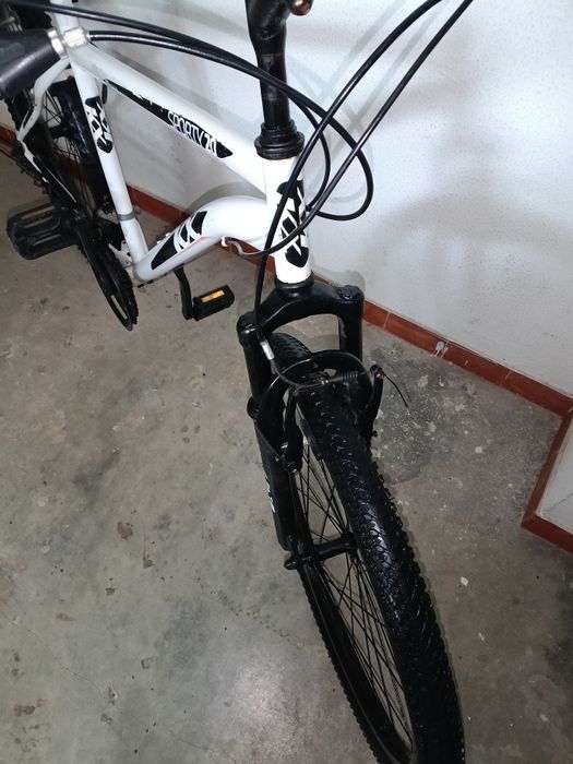 85€ bicicleta roda 26 pegar e andar tudo ok