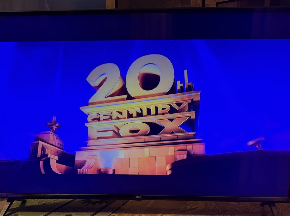 Продам телевизор LG