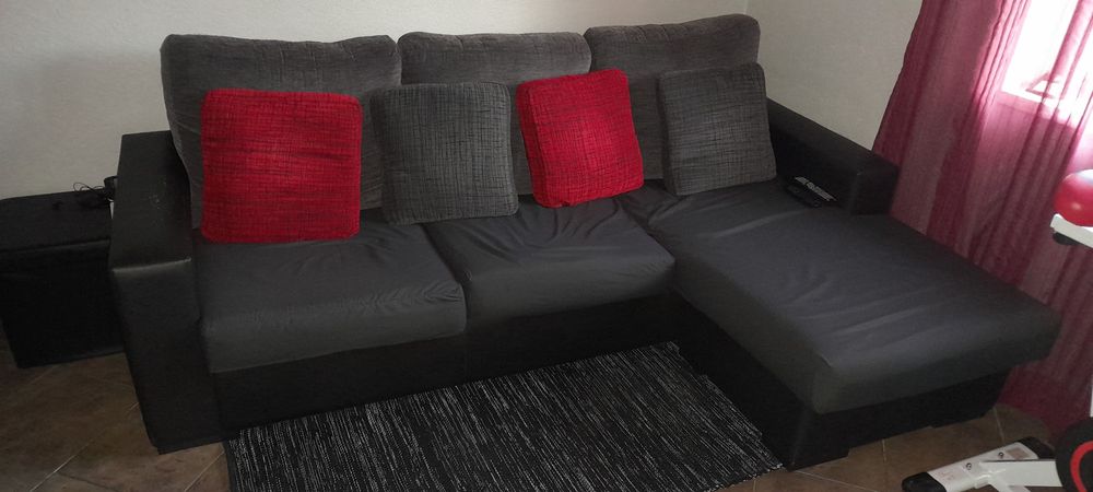 Sofá com chaise longue