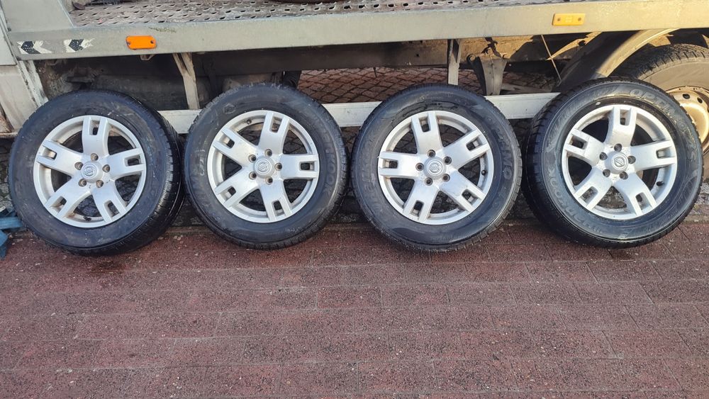 Nissan 5/114.3/r16/6.5jet45цо66.1колеса в зборі 215/65/16 літо