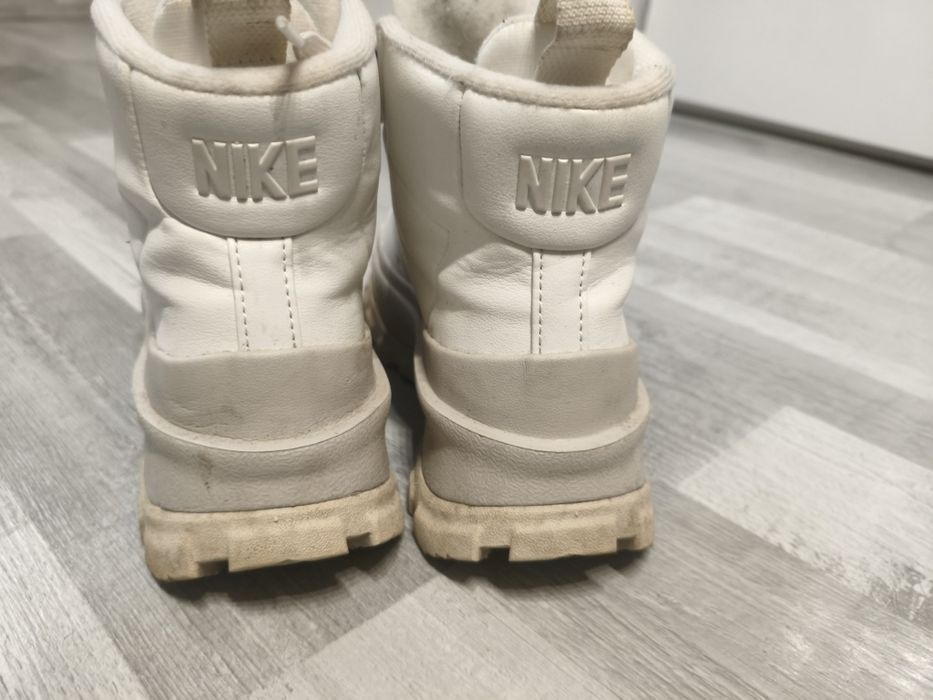 Sprzedam sneakersy damskie