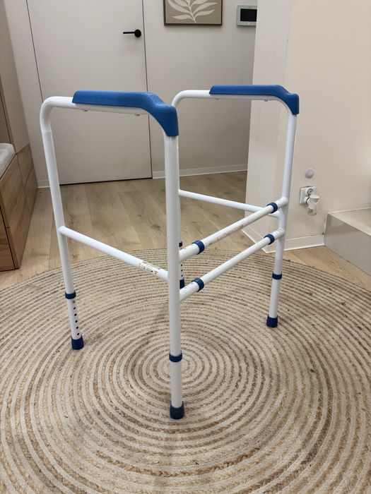 Balkonik, wspornik do toalety