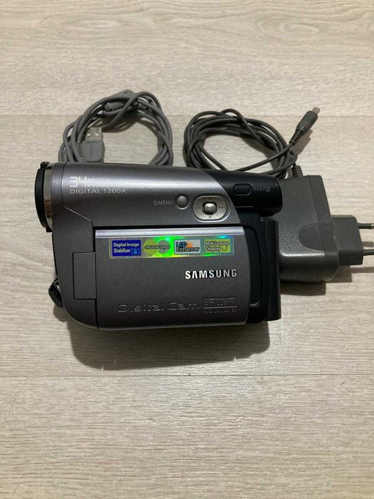 Samsung Digital Video Camera -64739974115329120