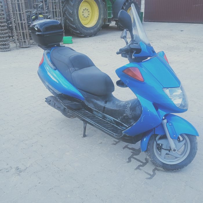 Honda FES 125 katb