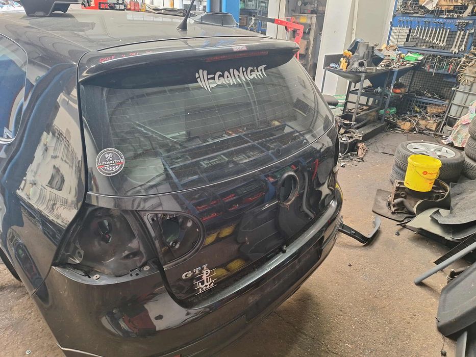 Klapa Golf V Gti Lotka Spoiler LC9Z Klapa tył Golf 5