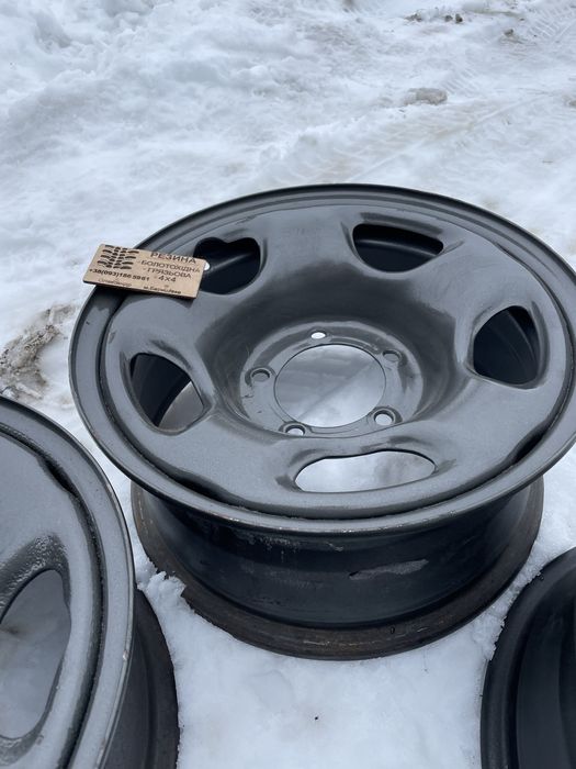 дискина Уаз ниву ваз2121 5x139,7 R16 J7 ET5 є зауваження