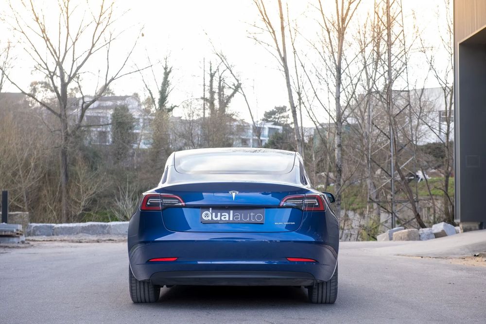 Tesla Model 3 Long Range Tração Integral