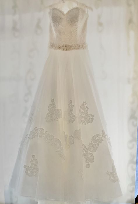 Продаю весільну сукню 38р. іспанського бренду Pronovias
