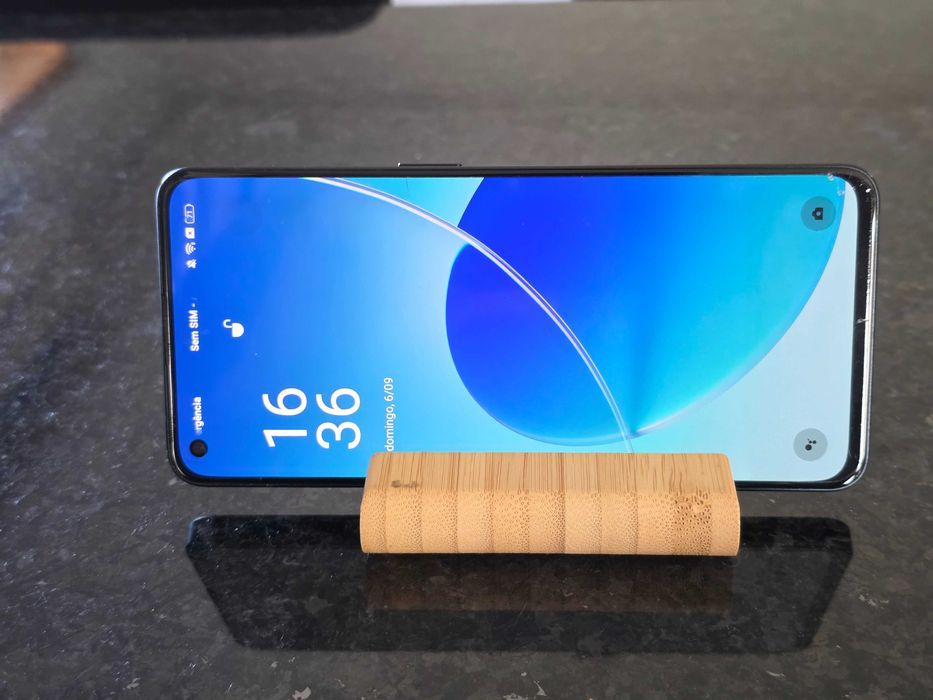 OPPO Reno 6 5G (8GB / 128GB)