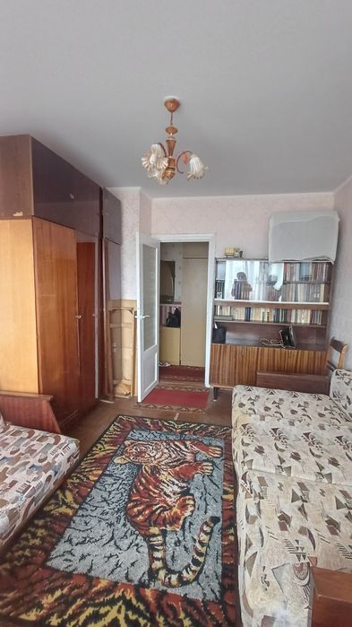 Продаю 3 квартиру пр.Центральный- 6 Слободская