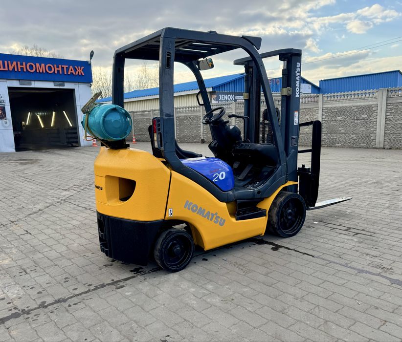 Навантажувач Komatsu FG-20 Погрузчик