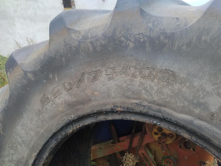 Opona Goodyear 620 75 R30