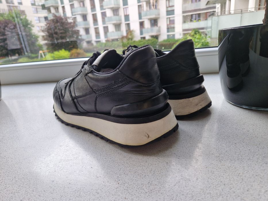 Czarne buty sneakersy Guess rozmiar 42