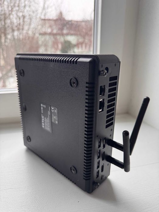 Zotac Magnus EN52060V | RTX 2060 | i5-9300H | Mini Gaming PC