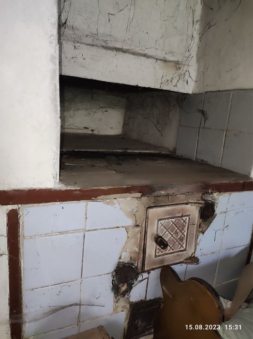 Будинок з твердопаливним і газовим опаленням, 70 сот чорнозему, документи готові,с. Бакай
