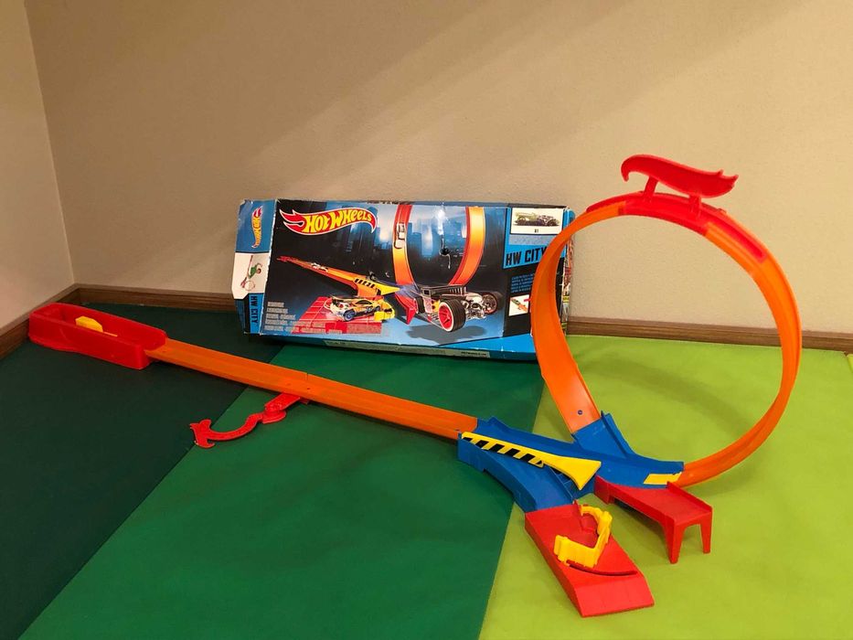 Hot Wheels – tor wyścigowy (bez samochodu)