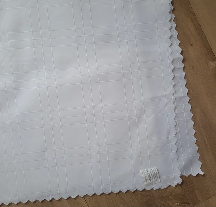 Obrus biały 110x160 jak nowy