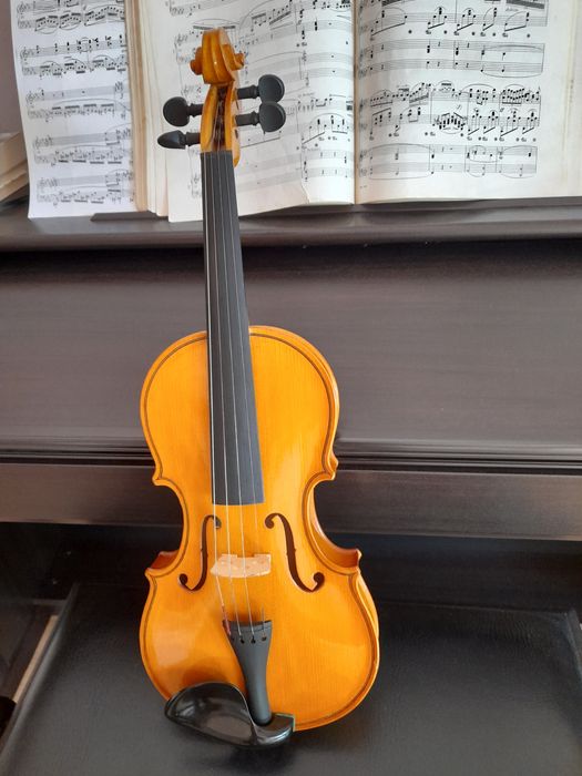 Sprzedam skrzypce uczniowskie