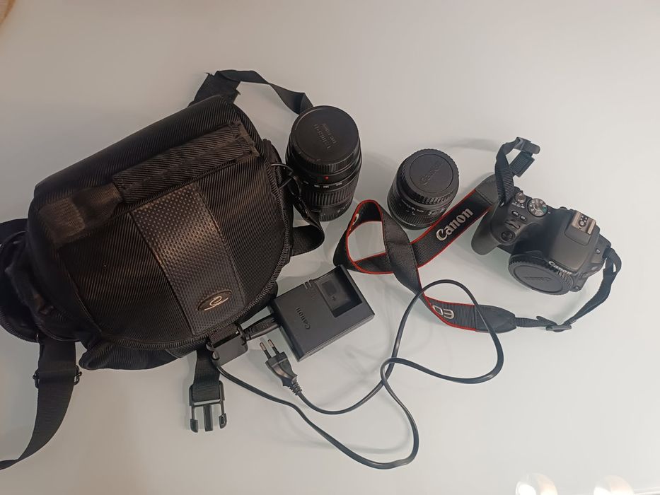 Lustrzanka cyfrowa canon EOS 200D