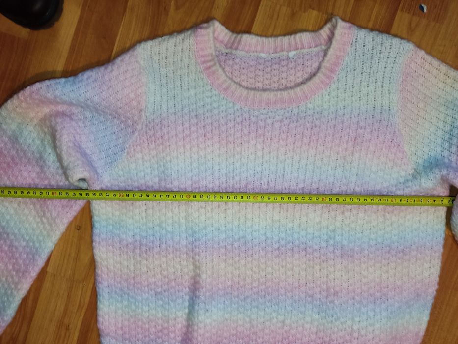 Sweter damski tęczowy